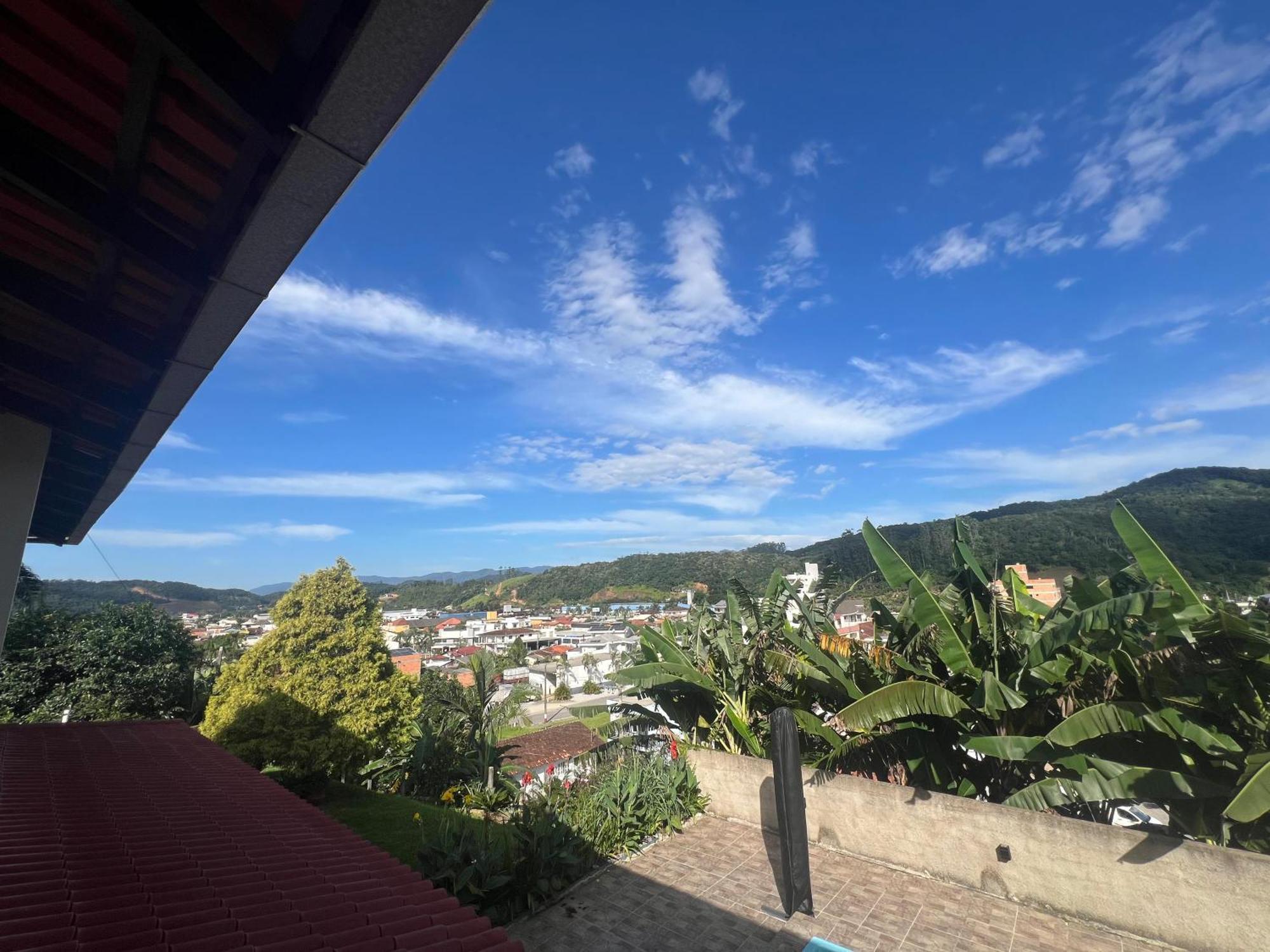 Appartement Casa Com Visao Panoramica No Centro De Nova Trento Extérieur photo